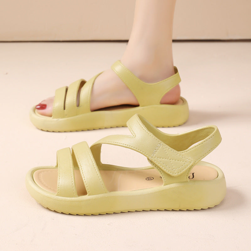 Sandalias de suela suave de color liso nuevas de 2025